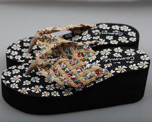 Load image into Gallery viewer, Platform shoes， Fashion slippers, Flower slippers
