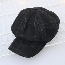 Load image into Gallery viewer, Women&#39;s Classic Newsboy cotton Caps  Visor  British style plaid Hat
