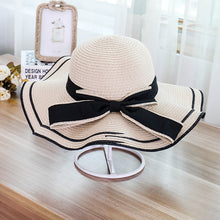 Load image into Gallery viewer, Women Wide Brim Straw Sun Hat Floppy Foldable Roll up Cap Beach Summer Hats
