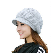 Load image into Gallery viewer, Women&#39;s warm oversize visor fleece lined  Hats Chunky Knitted  Cap
