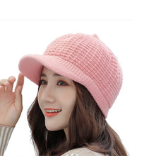 Load image into Gallery viewer, Women&#39;s winter visor fleece lining warm hats chunky cable  knit  ski caps
