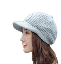 Load image into Gallery viewer, Women&#39;s winter visor fleece lining warm hats chunky cable  knit  ski caps
