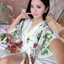 Load image into Gallery viewer, Women&#39;s  short  beauty Kimono Premium Bridesmaid Bridal Shower pajama
