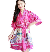 Load image into Gallery viewer, Women‘s short Japanese Beauty floral kimono  Bridesmaid Bridal Shower nightdress
