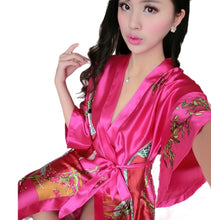 Load image into Gallery viewer, Women&#39;s  short  beauty Kimono Premium Bridesmaid Bridal Shower pajama
